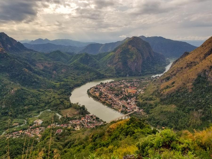 Nong Khiaw